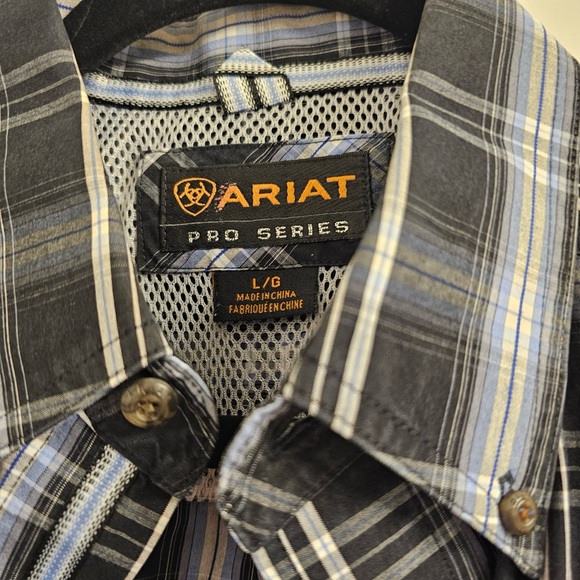 Ariat Pro Series Shirt, long sleeve, size large - Picture 3 of 4